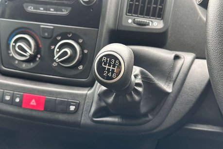 Peugeot Boxer 2.2 BlueHDi 333 S Window Van 5dr Diesel Manual L1 H1 Euro 6 (s/s) (120 ps) 36