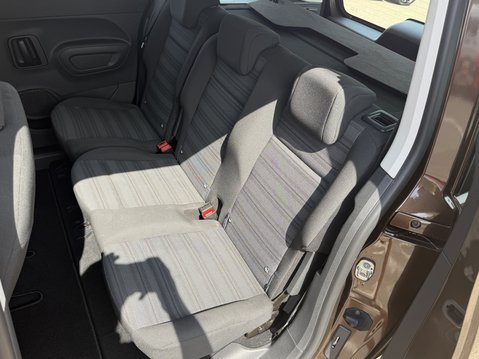 Vauxhall Combo Life 1.2 Turbo Energy 5dr 33