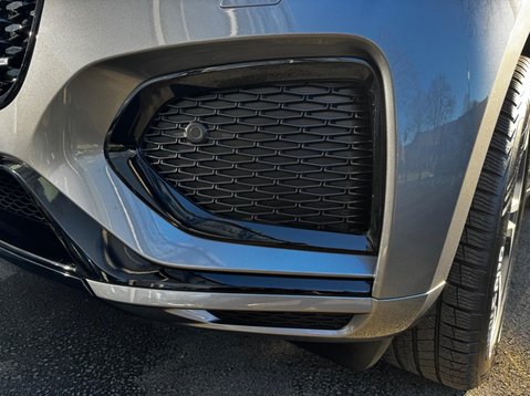 Jaguar F-Pace R-DYNAMIC HSE BLACK 45