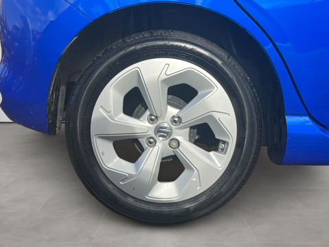 Suzuki Swift 1.2 Mild Hybrid Motion 5dr CVT 11