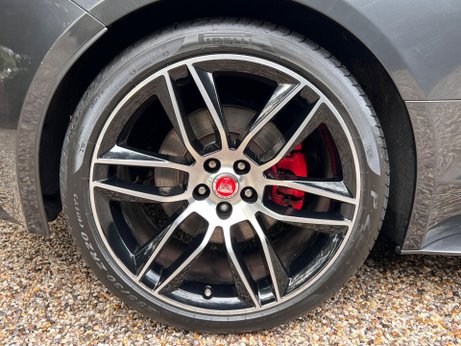 Jaguar F-Type 2.0i Chequered Flag Auto Euro 6 (s/s) 2dr 37