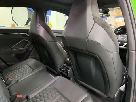 Audi RS Q3 2.5 TFSI Vorsprung Sportback 5dr Petrol S Tronic quattro Euro 6 (s/s) (400 33