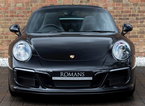 Porsche 911 Targa 4 GTS (991.2) 4