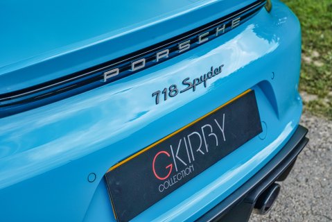 Porsche 718 SPYDER 25
