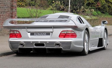 Mercedes-Benz CLK GTR 3