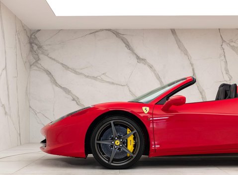 Ferrari 458 Spider 27