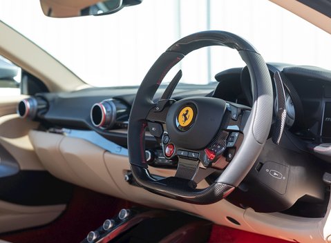 Ferrari 812 Superfast 11