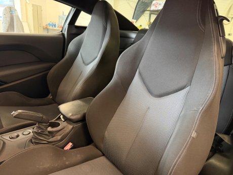 Peugeot RCZ 2.0 HDi Sport Euro 5 2dr 28