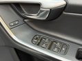 Volvo V60 2.0 D4 R-Design Lux Nav Euro 6 (s/s) 5dr 33