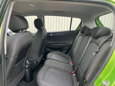 Hyundai i20 1.4 i20 Comfort Auto 5dr 23