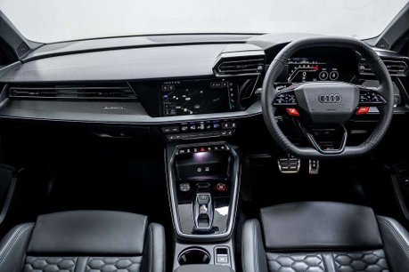 Audi RS3 2.5 TFSI Carbon Vorsprung Saloon 4dr Petrol S Tronic quattro Euro 6 (s/s) ( 23