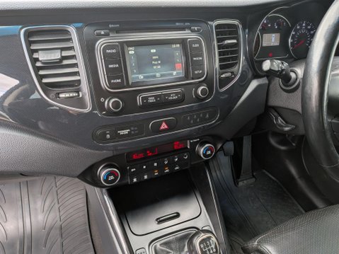 Kia Carens 1.7 CRDi EcoDynamics 3 Euro 5 (s/s) 5dr 27
