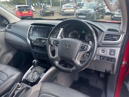 Mitsubishi L200 2.4 L200 Barbarian DI-D Auto 4WD 17