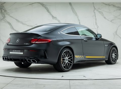 Mercedes-Benz C63 AMG S FINAL EDITION 6