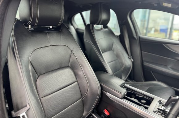 Jaguar XE R-DYNAMIC SE AUTO 16