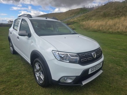 Dacia Sandero Stepway 0.9 TCe Essential Euro 6 (s/s) 5dr