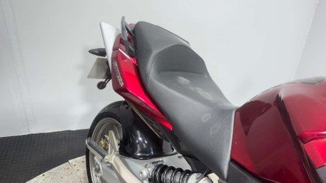 Aprilia Shiver GT 2011 ONLY 20K 1 OWNER NEW MOT VERY CLEAN SUPERMOTO 750CC 43
