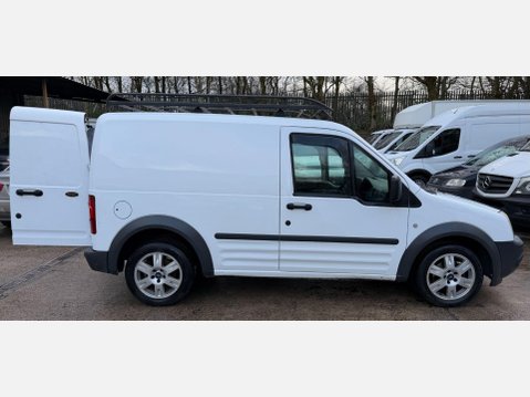 Ford Transit Connect 1.8 TDCi T200 L1 H1 4dr DPF 9