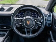Porsche Cayenne Cayenne GTS 13