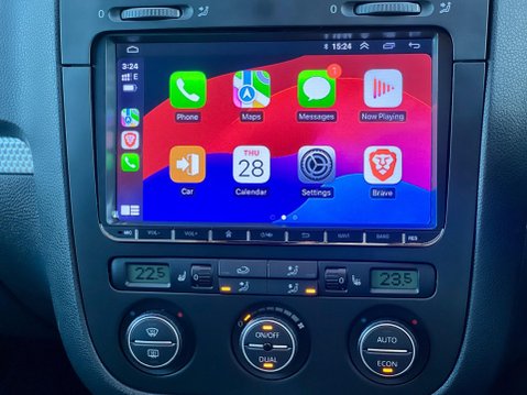 Volkswagen Golf 3.2 V6 R32 DSG 4Motion 5dr 17