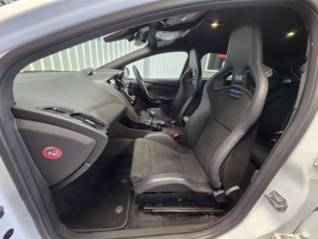 Ford Focus 2.3T EcoBoost RS Hatchback 5dr Petrol Manual AWD Euro 6 (s/s) (350 ps) 5