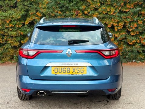 Renault Megane 1.5 Blue dCi Iconic Sport Tourer Euro 6 (s/s) 5dr 7