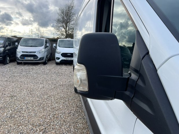 Ford Transit LWB L3H2 Medium Roof Leader 350 Camera Nav EURO 6 NO VAT 18