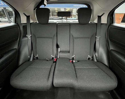 Honda HR-V 1.5 HR-V Elegance i-MMD CVT 5dr 63