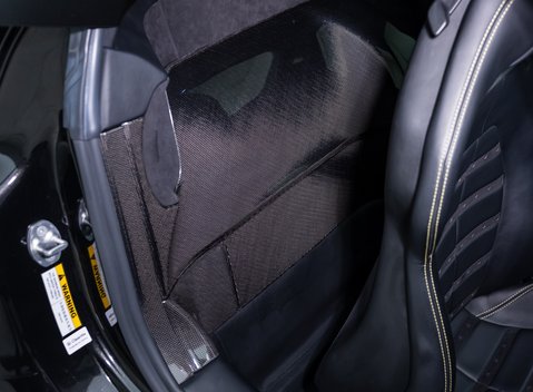 Ferrari SF90 Stradale 16