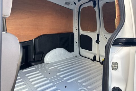 Peugeot Partner 850 S L1 1.6 Hdi 92ps Panel Van - Air Conditioning 9