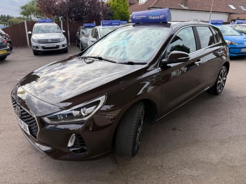 Hyundai i30 1.6 CRDi Blue Drive Premium Euro 6 (s/s) 5dr 4