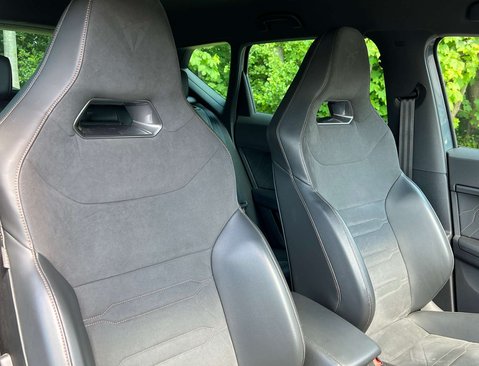 Cupra Ateca 2.0 Ateca VZ1 TSi 4Drive Semi-Auto 4WD 5dr 17