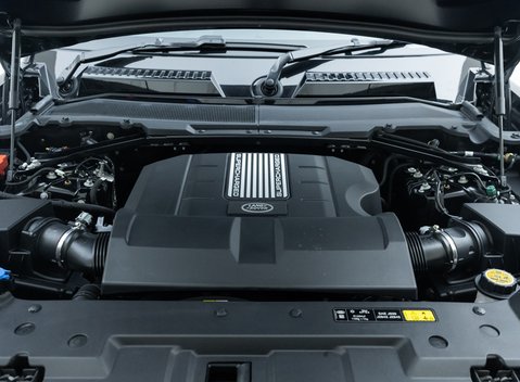 Land Rover Defender 110 V8 33