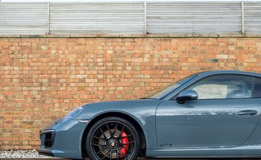 Porsche 911 (991.2) Carrera 4 GTS 25