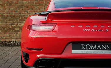 Porsche 911 (991) Turbo S GB Edition 16