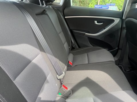 Hyundai i30 1.6 CRDi Blue Drive SE Nav Euro 6 (s/s) 5dr 25