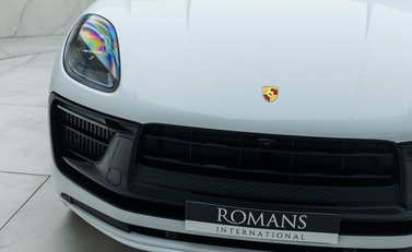 Porsche Macan GTS 31