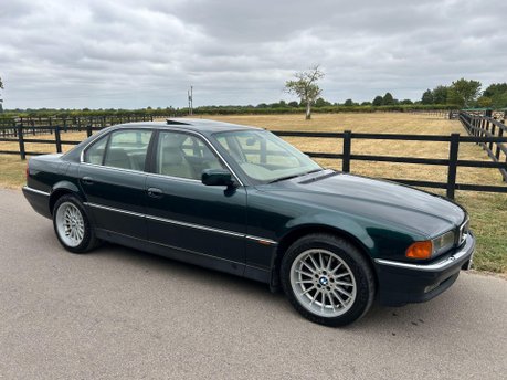 BMW 7 Series 4.4 740i 4dr