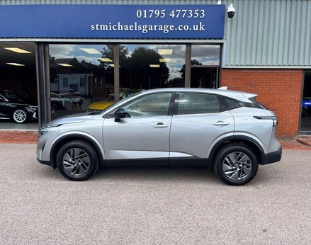 Nissan Qashqai 1.3 Qashqai Acenta Premium DiG-T MHEV 5dr 11