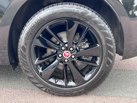 Jaguar F-Pace 2.0 D200 MHEV R-Dynamic SE Auto AWD Euro 6 (s/s) 5dr 78