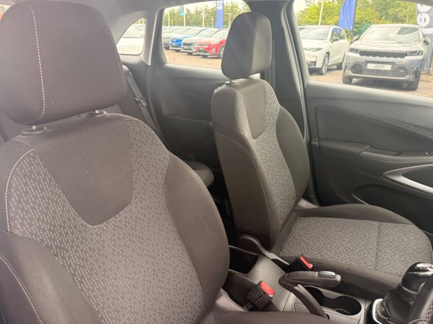 Vauxhall Crossland X SE 15