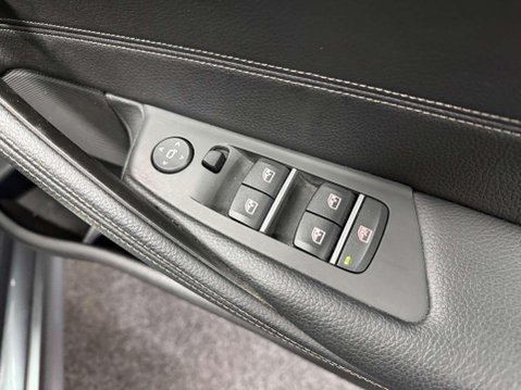 BMW 5 Series 2.0 530e 9.2kWh M Sport Saloon 4dr Petrol Plug-in Hybrid Auto Euro 6 (s/s) 40