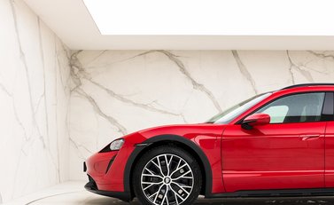 Porsche Taycan Turbo Cross Turismo 31