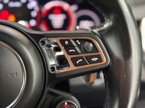 Porsche Cayenne 4.0 Cayenne V8 T Auto 4WD 5dr 30