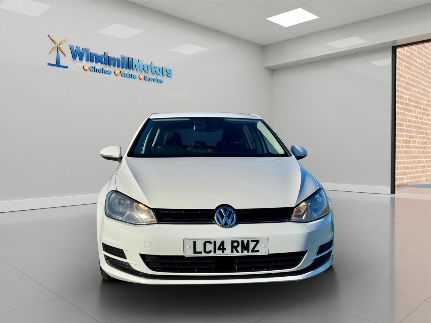 2014 Volkswagen Golf — image 4