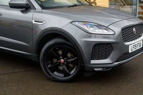 Jaguar E-Pace R-DYNAMIC S 12