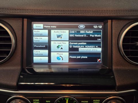 Land Rover Discovery 3.0 SD V6 HSE Auto 4WD Euro 5 5dr 38