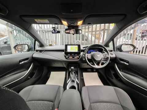 Toyota Corolla VVT-I ICON TECH 29