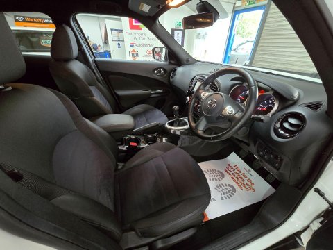Nissan Juke 1.2 DIG-T N-Connecta Euro 6 (s/s) 5dr 40