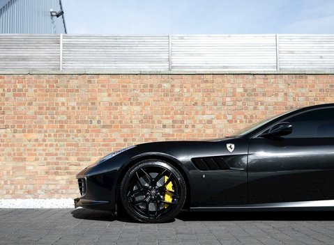 Ferrari GTC4 Lusso 25
